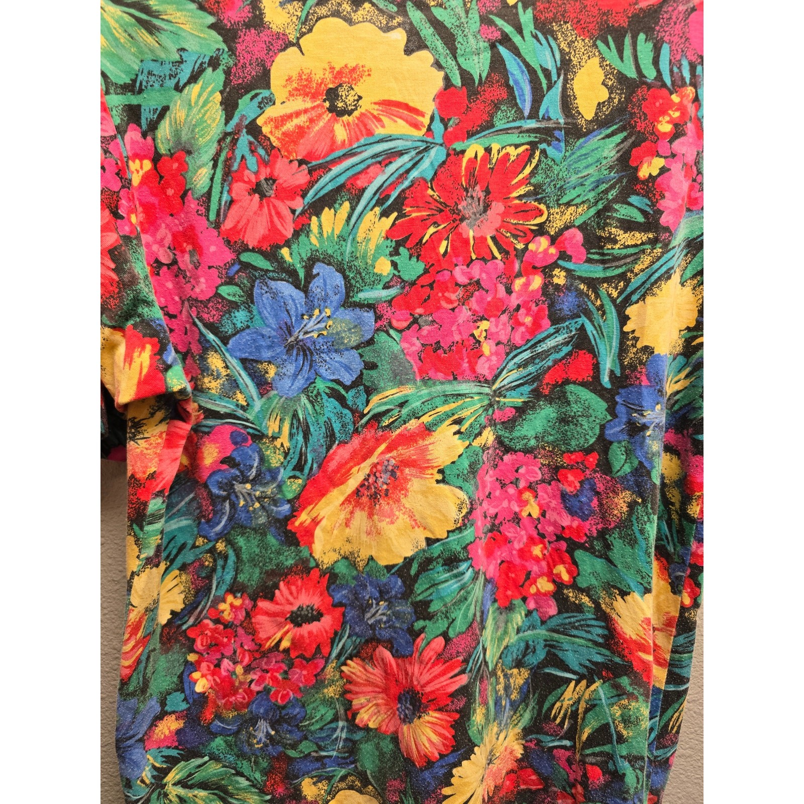 Vintage Womens Carolina Colours Shirt Floral Tee VTG Flower Print T-shirt Medium