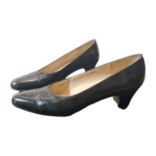Salvatore Ferragamo Black Leather Low Block Heel Pumps Womens 6.5 AAA Italy 80s