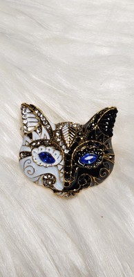 Enamel Black/White Cat W/ Blue Eyes 1.3 Inch Pin, Rhinestones/Crystals/Goldtone