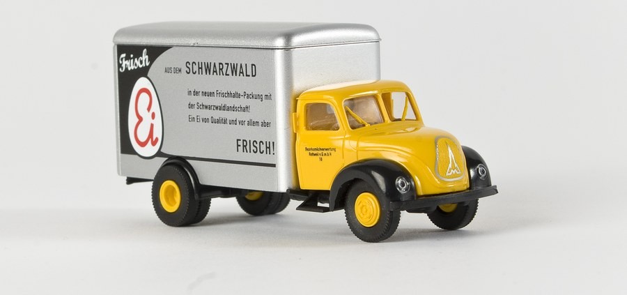 Brekina 42217 - 1/87 Magirus Mercur Box - Fresh Egg - New
