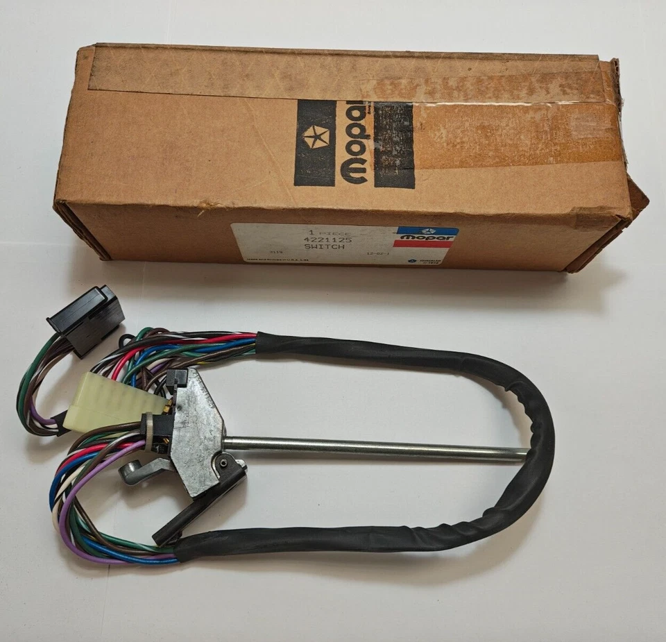 Interruptor limpiaparabrisas de 2 velocidades Plymouth Chrysler 1982-1984 con intermitente 4221125 nuevo en stock Foto 3 de 4