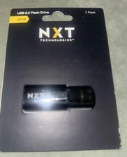 NXT Technologies 32GB USB 3.2 Type-A Flash Drive Black (NX61121).  New In Pack.