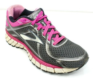 brooks workout shoes
