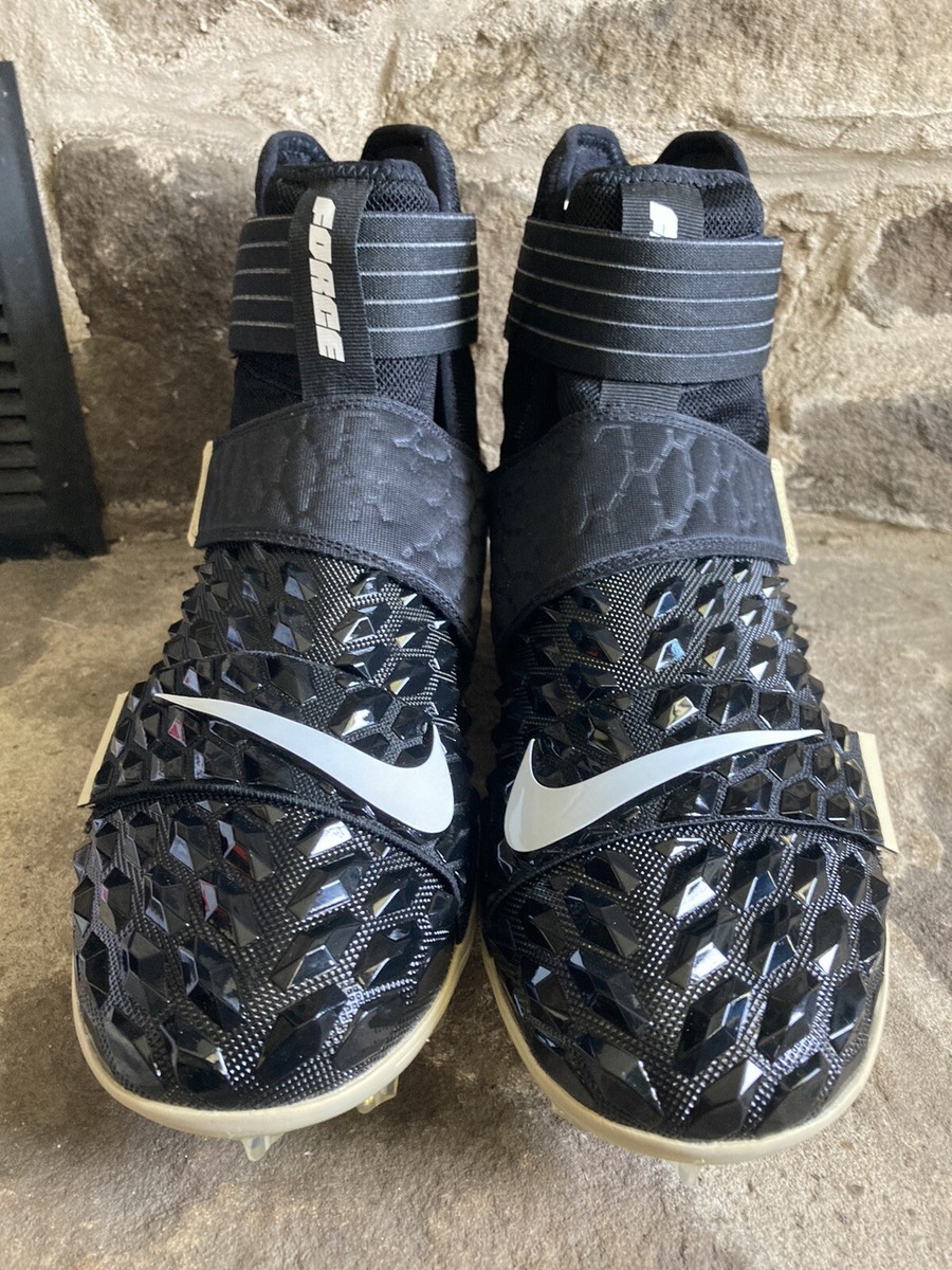 Nike Force Savage Elite 2 Gold Black Size 14 Football Linemen