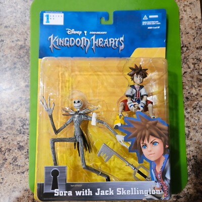 Mirage Kingdom Hearts SERIES 1 SORA WITH JACK SKELLINGTON FIGURE