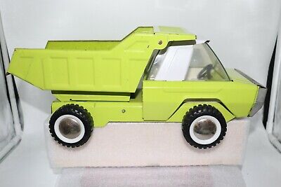 1970's Green BUDDY L HYDRAULIC DUMP TRUCK Part No's 1-3678 1970's Green BUDDY L HYDRAULIC DUMP TRUCK Part No's 1-3678