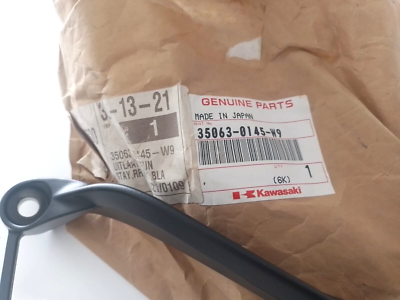 Genuine nos Kawasaki ZX6R ZX636 ZX6 Ninja 07-08 STAY,RR,RH,F.BLACK