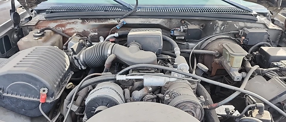 GMC Yukon 1999 motor de 5,7 L fabricante de equipos originales 155 k millas (LKQ ~ 438206064) Foto 3 de 4