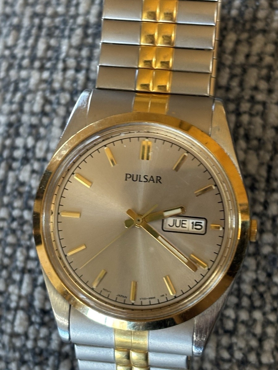 Vintage Pulsar Day-Date Wrist Watch-JAPAN QUARTZ NEEDS 