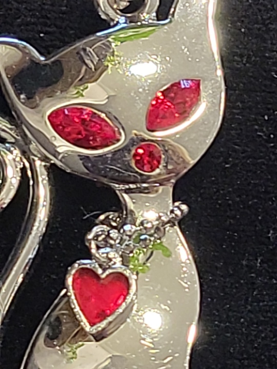 Adorable Silver Cat Pendant w Ruby Rhinestone Eye… - image 4