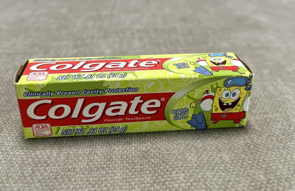 Nickelodeon Spongebob 2007 Colgate Toothpaste Bubble Fruit Old Stock .85 Oz NIP Foto 3 de 4