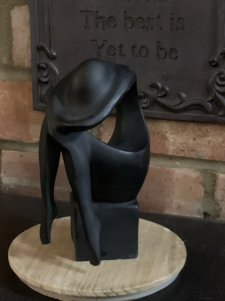 Vintage Ceramic Sculpture Figurine ‘Cry For Love ‘ - Image 2 of 4