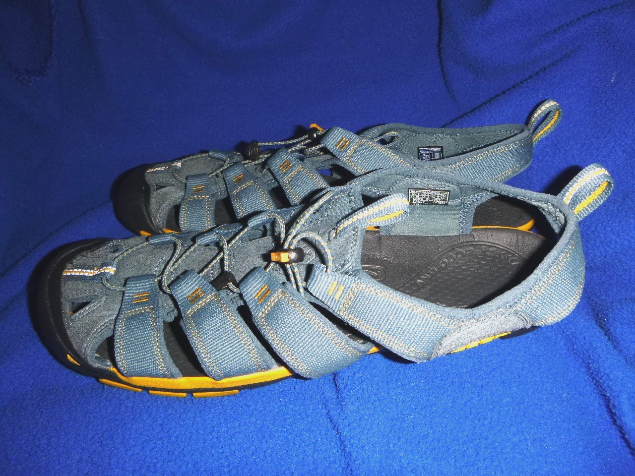 Scarpa Keen uomo Newport H2 taglia 12 atletica escursionismo sport sandalo blu acqua