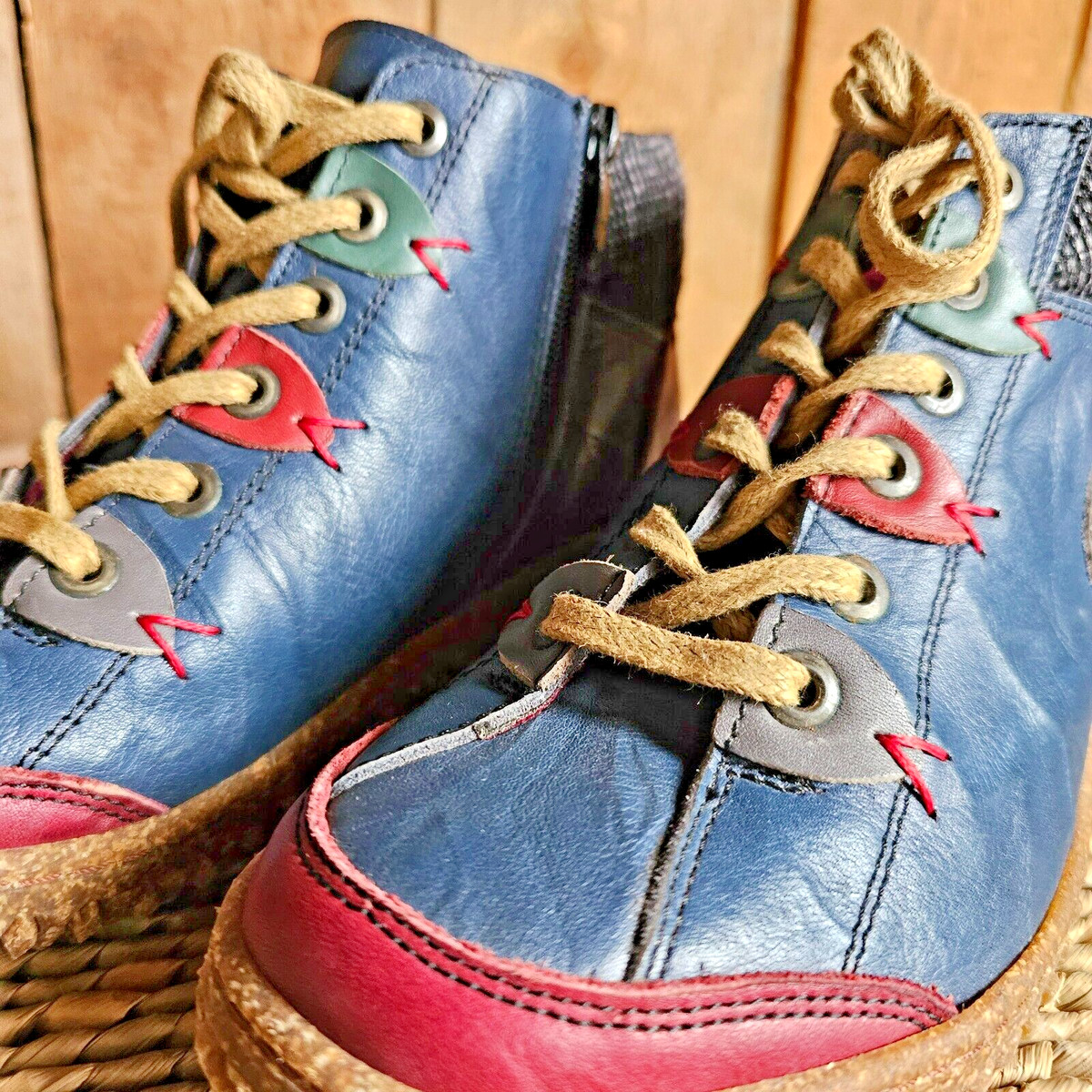 Volks Walkers Zip Ankle Boots Klien Size 38 Crinkle Leather Patchwork Red & Blue View 3