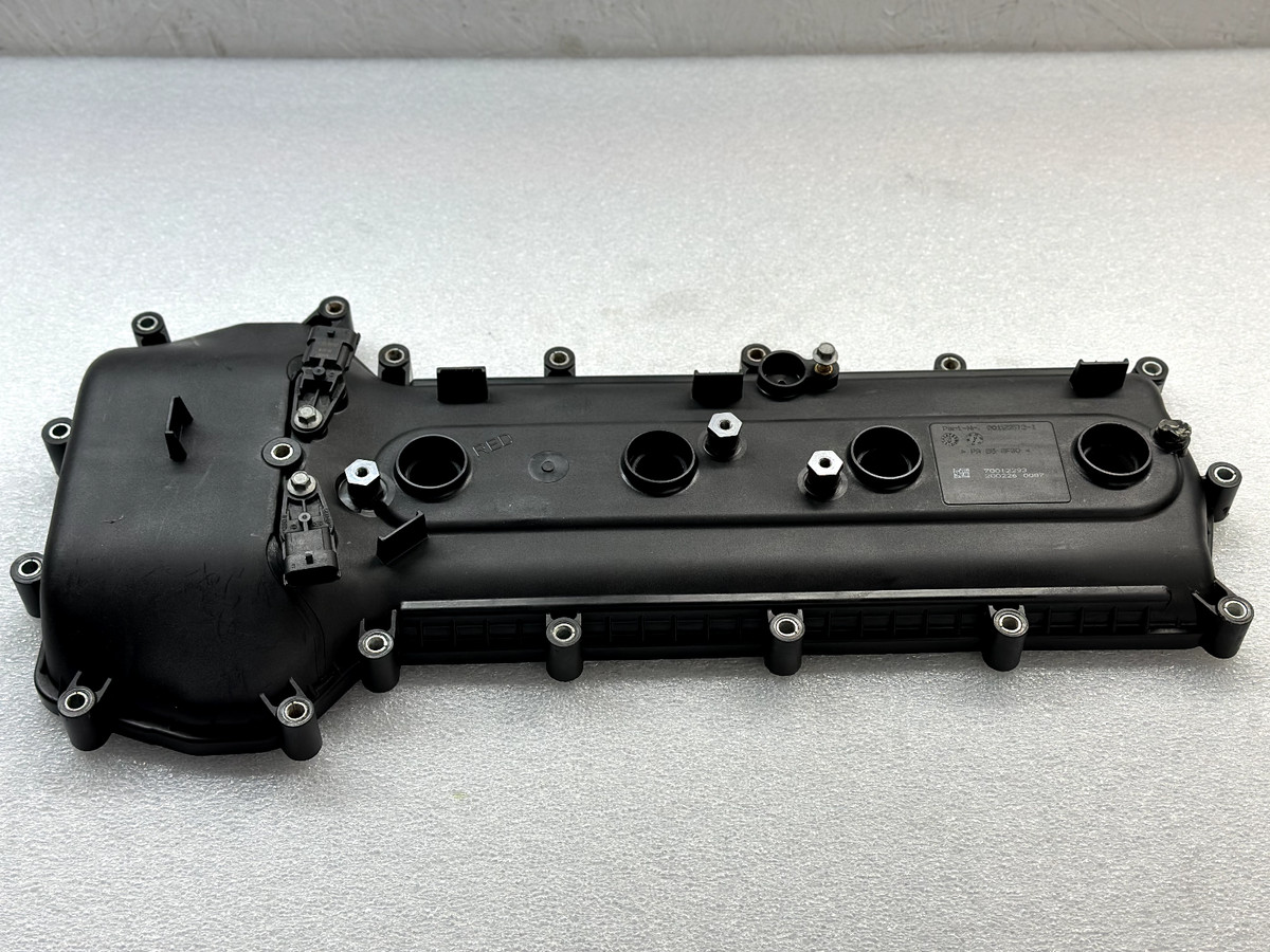 Mclaren LH Left Valve Cover 00155572-1 70012293 OEM | eBay