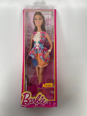 Barbie Fashionistas Teresa Puppe 2013 Blumenkleid Mattel BCN41