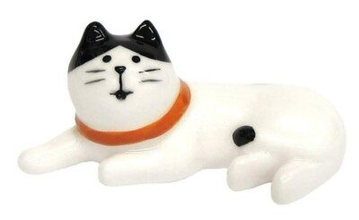 2.6'' Black & White Cat Chopstick Rest Decole Concombre
