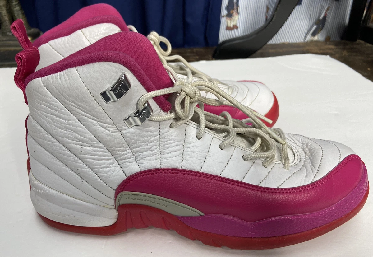 Jordan 12 top vivid pink