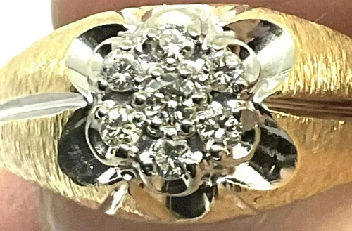 MENS 7 DIAMOND CLUSTER RING. 14KTT , SIZE 12