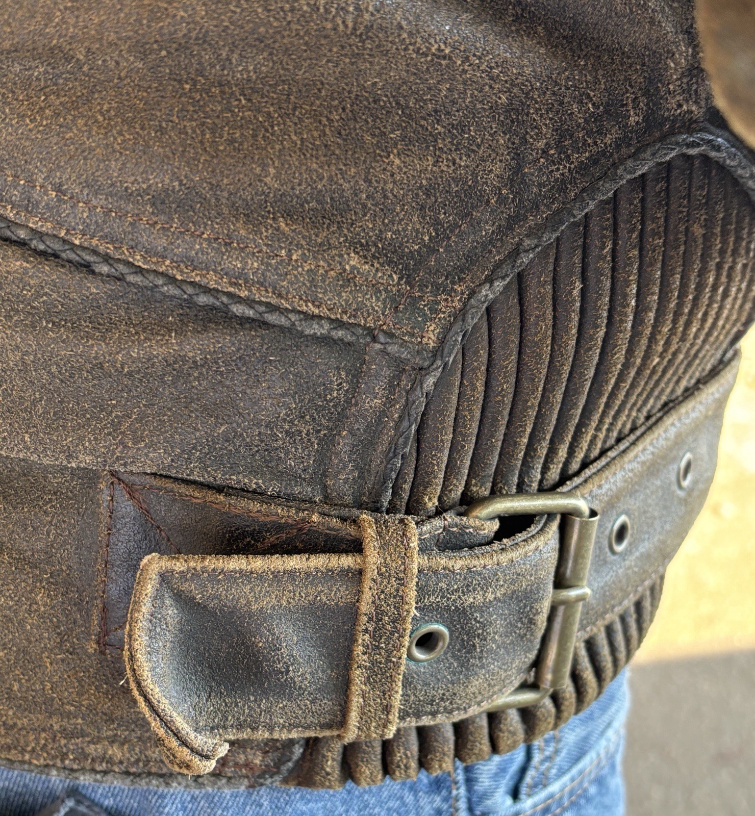 Harley Davidson Men’s Billings Distressed Brown Leather Jacket Size Medium GUC