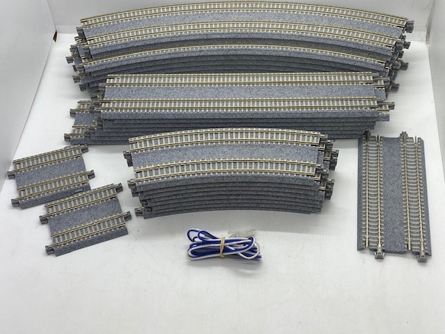 KATO V11 DOUBLE TRACK SET – N SCALE – 20-870 - UNBOXED