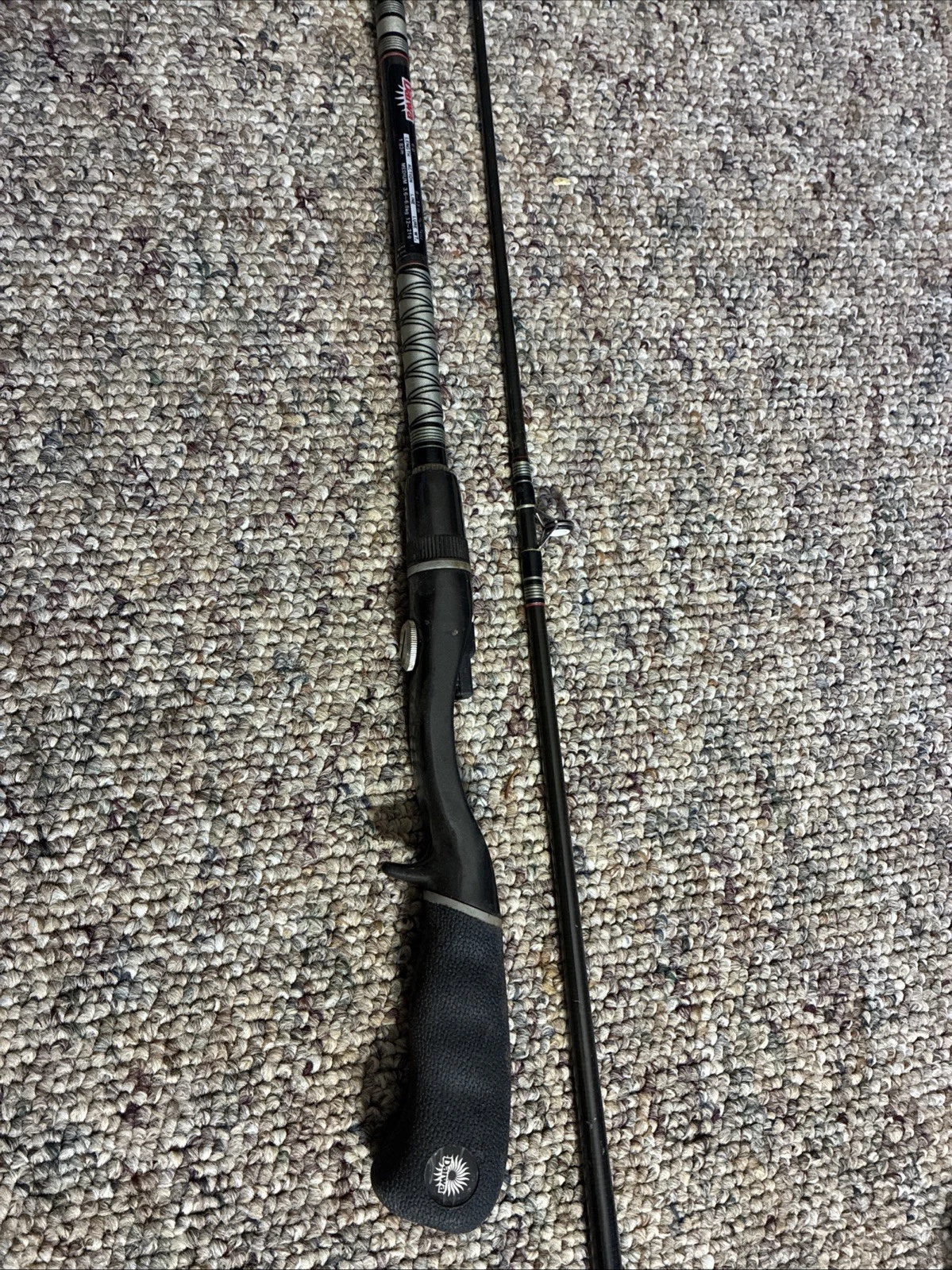 Daiwa Casting Rod 2 Piece Regal 6 Ft Medium Silver Rare 5331CGP Fishing
Opens in a new window or tab