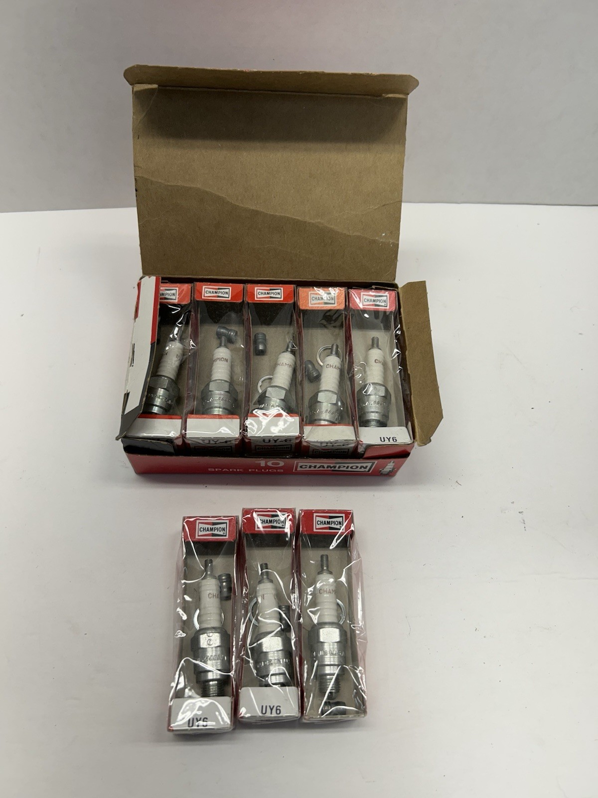 Champion Spark Plug #38  N12YC Pack of 6 Plugs mopar 318 360 USA NOS
