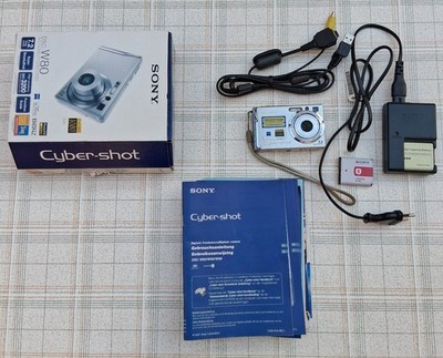 Sony DSC-W80 Digital Kamera  7,2 Megapixels