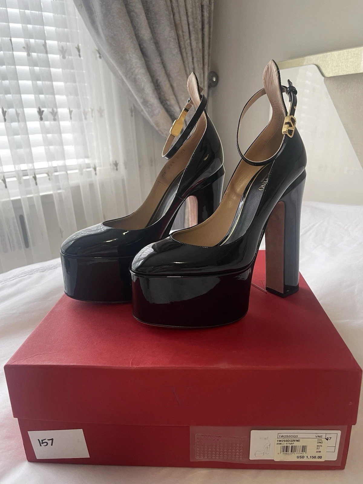 Valentino — Valentino Garavani Tan-Go Patent Leather Platform Pumps 6 Inch Black Size 37 6.5