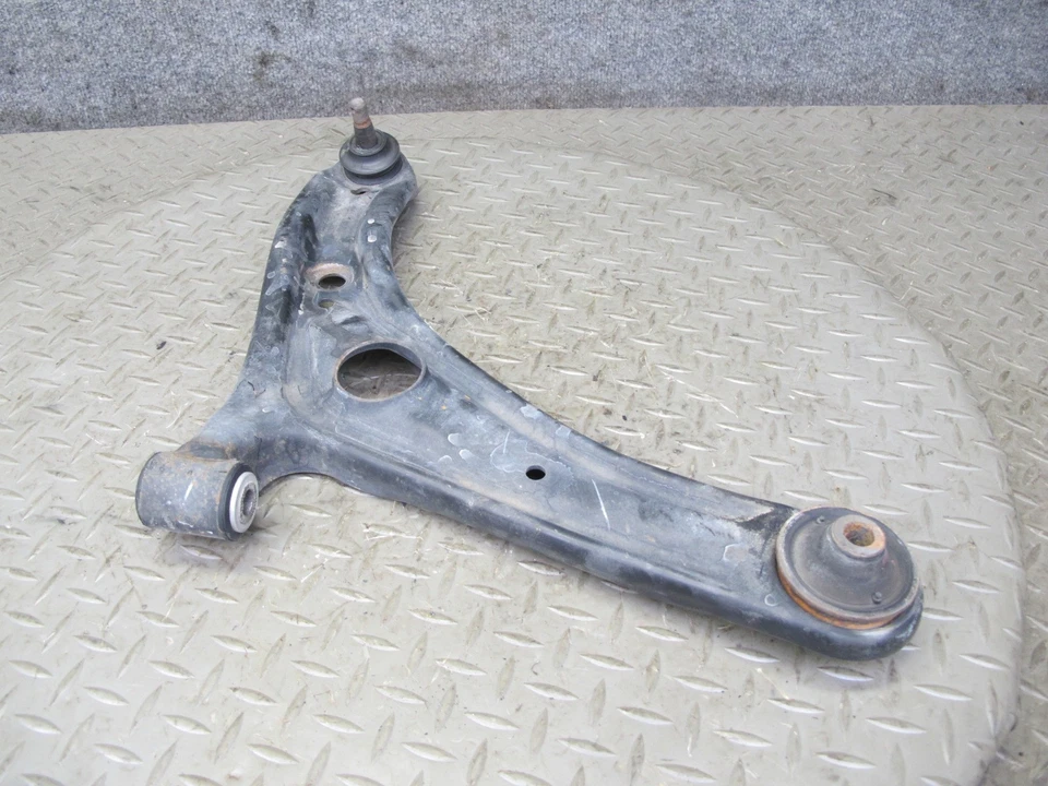 00-05 TOYOTA MR2 SPYDER ZZW30L FRONT RIGHT SUSPENSION LOWER CONTROL ARM OEM - Image 3 of 4