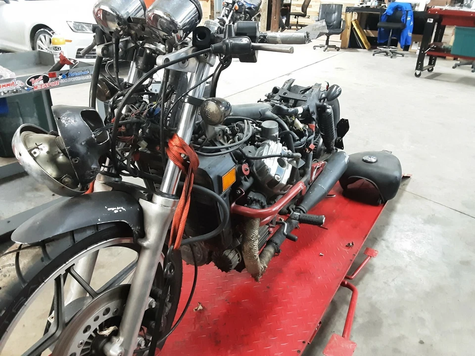 Honda Cx650c Cx650 1983 OEM pernos de rotor delanteros Foto 4 de 4