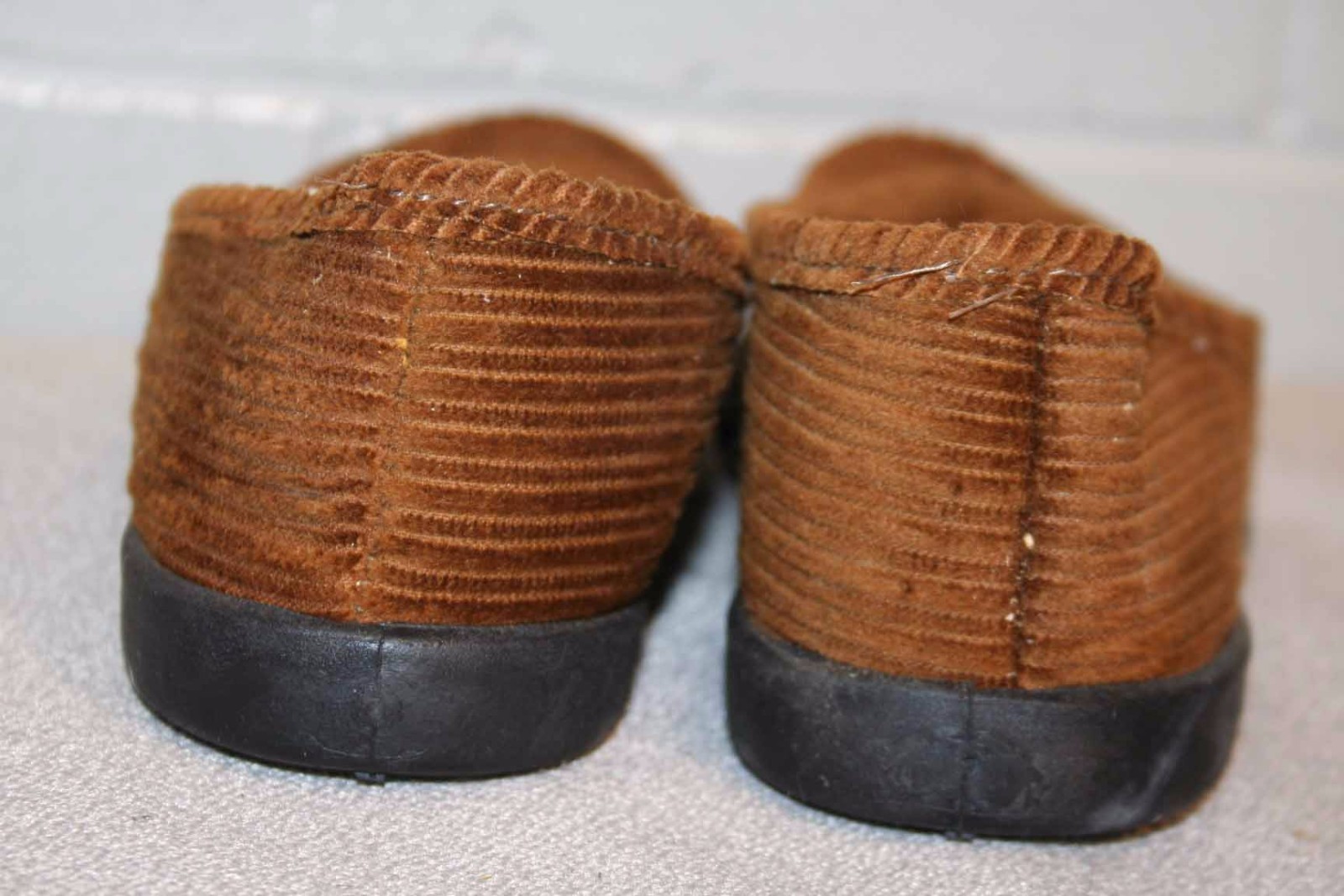 SAOLA Taglia 5 NOS ciabatte uomo vintage anni 70 marrone velluto a coste TerryCloth foderate suola gomma scarpa