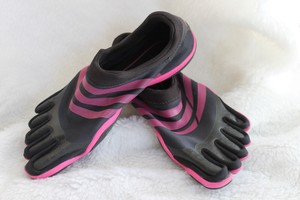 tenis five fingers adidas