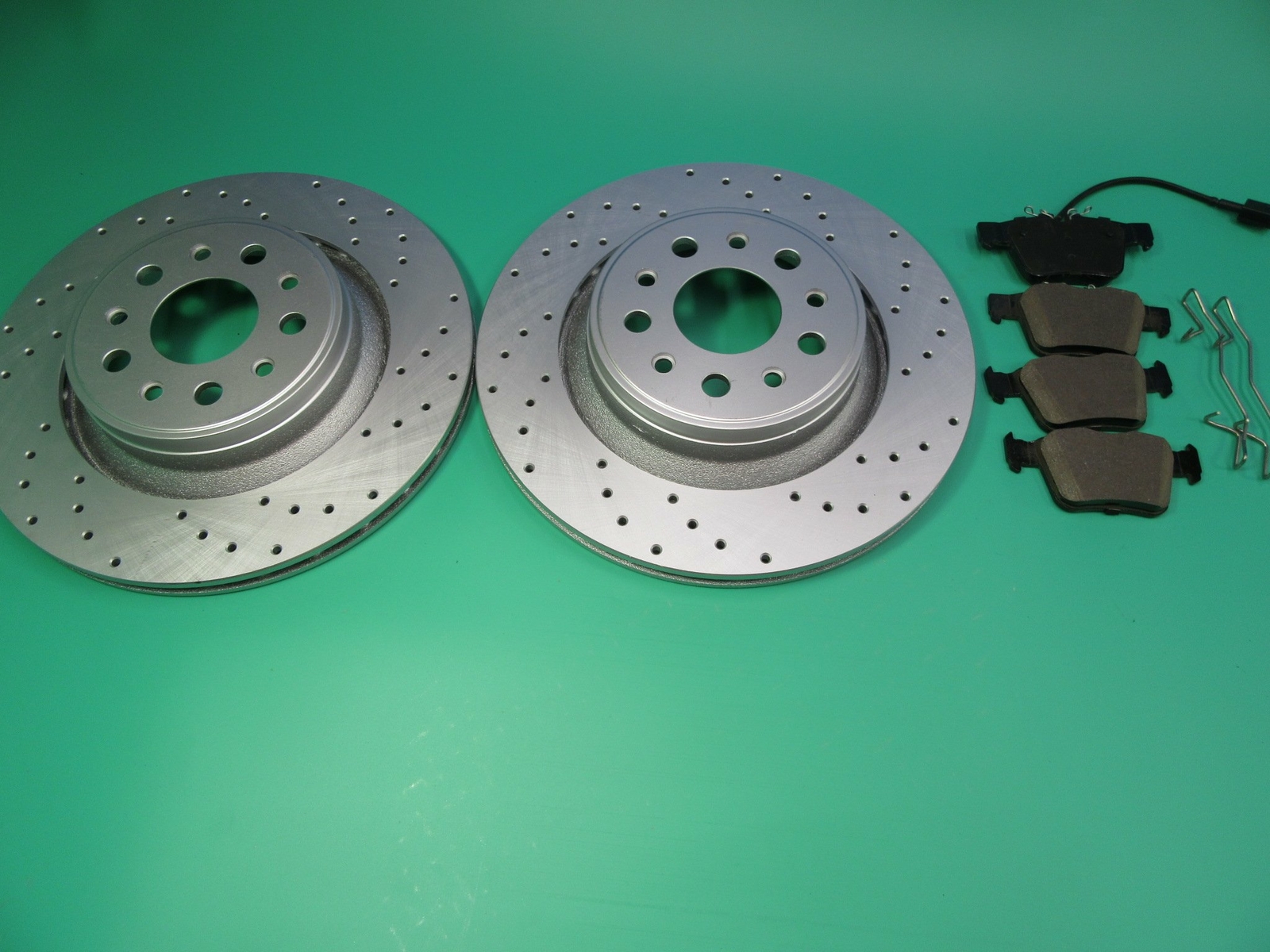 Maserati Levante S rear brake pads and rotors low dust