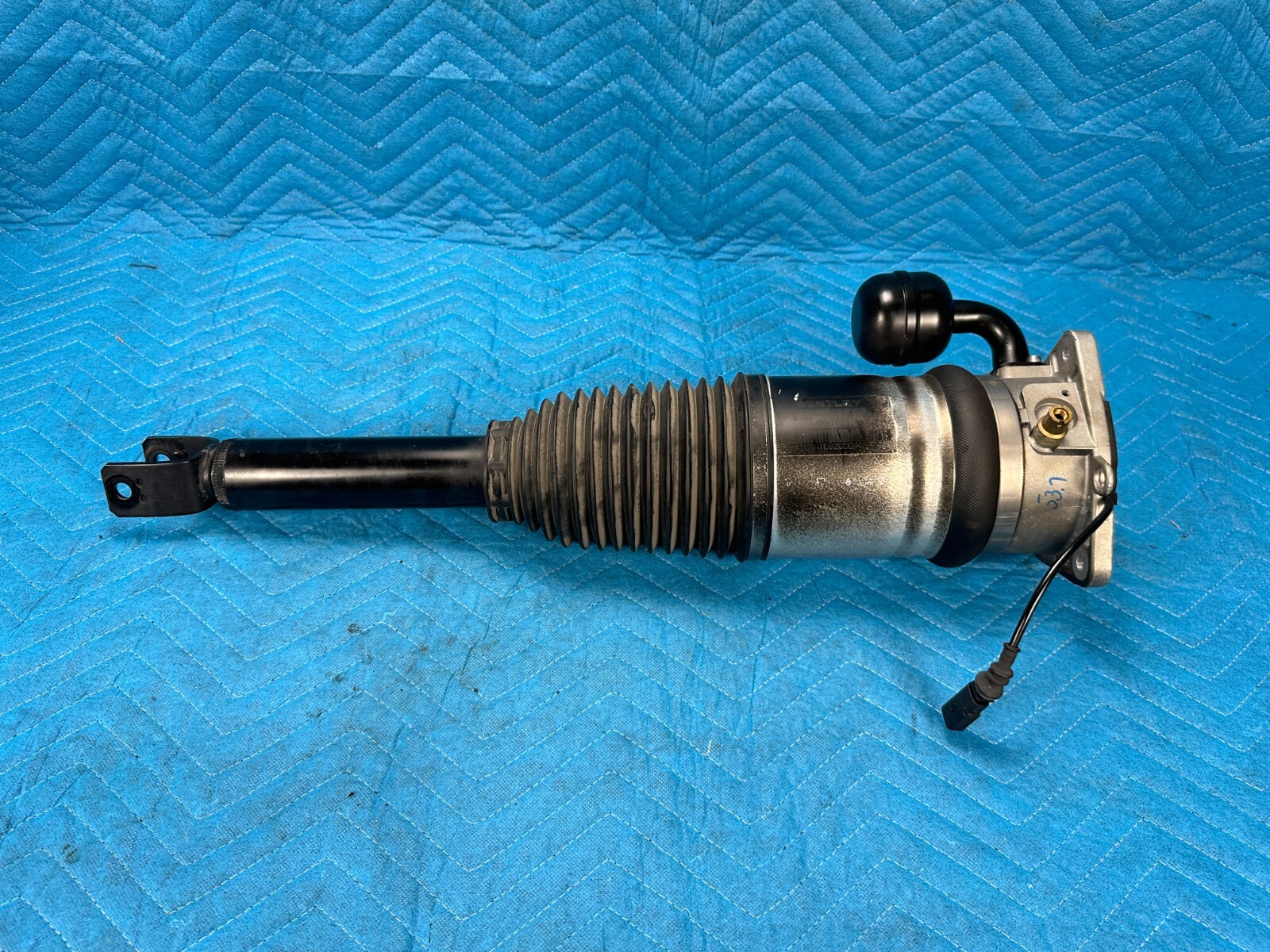 Bentley Cont Flying Spur Rear Air Shock Absorber Strut Driver Side 29k 06-12 OEM