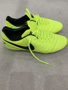 nike tiempo legend size 10