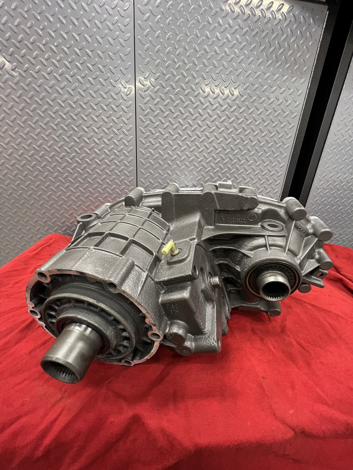 263 HD Transfer Case GM 0107 Chevy trucks, New Updated Rear Aluminum Case Half. eBay