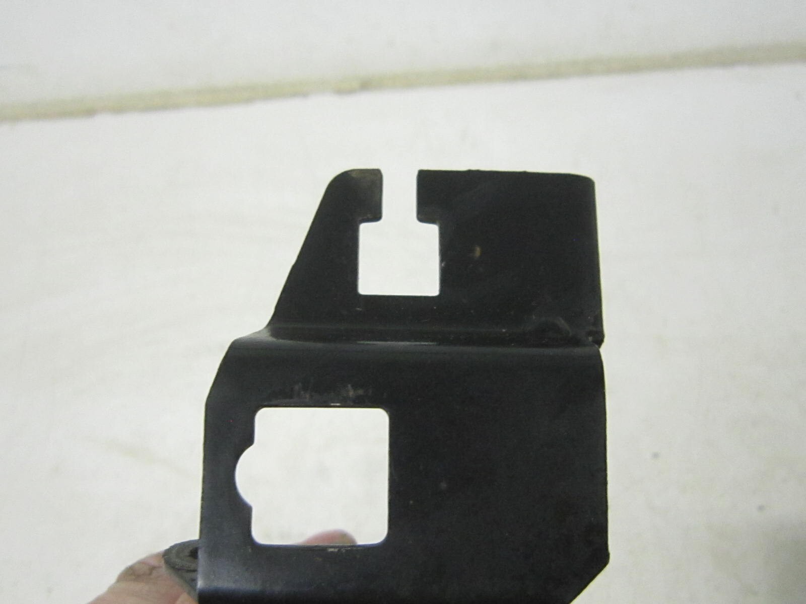 THROTTLE KICK DOWN CABLE BRACKET TBI CHEVY GMC 8791 SBC 5.0 5.7 (FREE