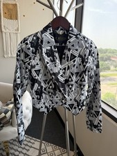 Contemporary Cropped Blazer