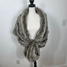 Luxurious Fur Wrap Shawl Stole Silver Grey Evening Event