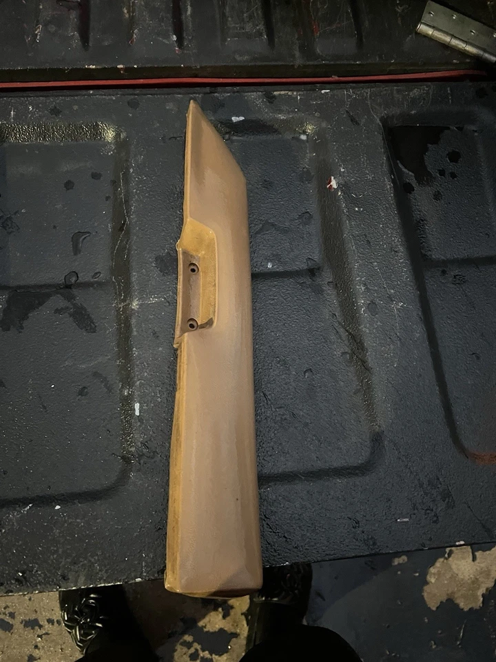 Oldsmobile Cutlass Supreme 1979 cupé reposabrazos puerta interior derecho **justo** Foto 4 de 4