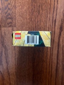 LEGO Atlantis Manta Warrior 8073 Factory Sealed 13 Pieces Light Damaged Box NEW