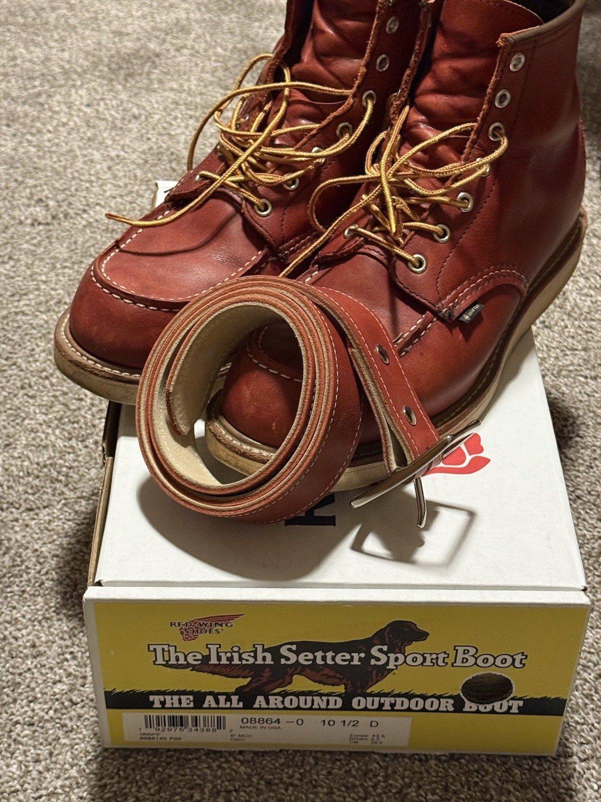 Red Wing Irish Setter Heritage Classic 8864 Oro Russet 10.5 D Gore-Tex Boots