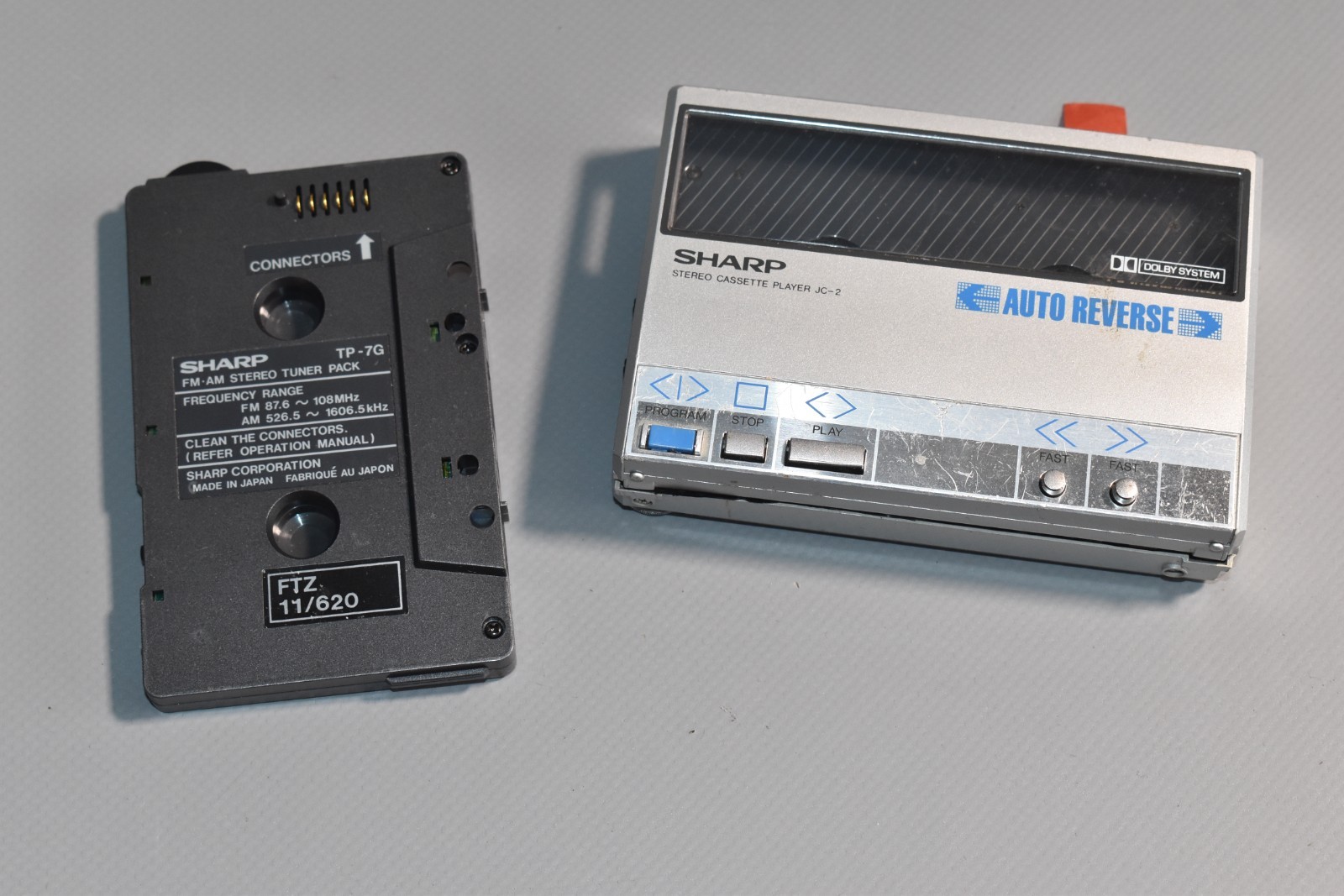 Sharp JC-2 Cassetten Player Walkman + TP-7G /L3
