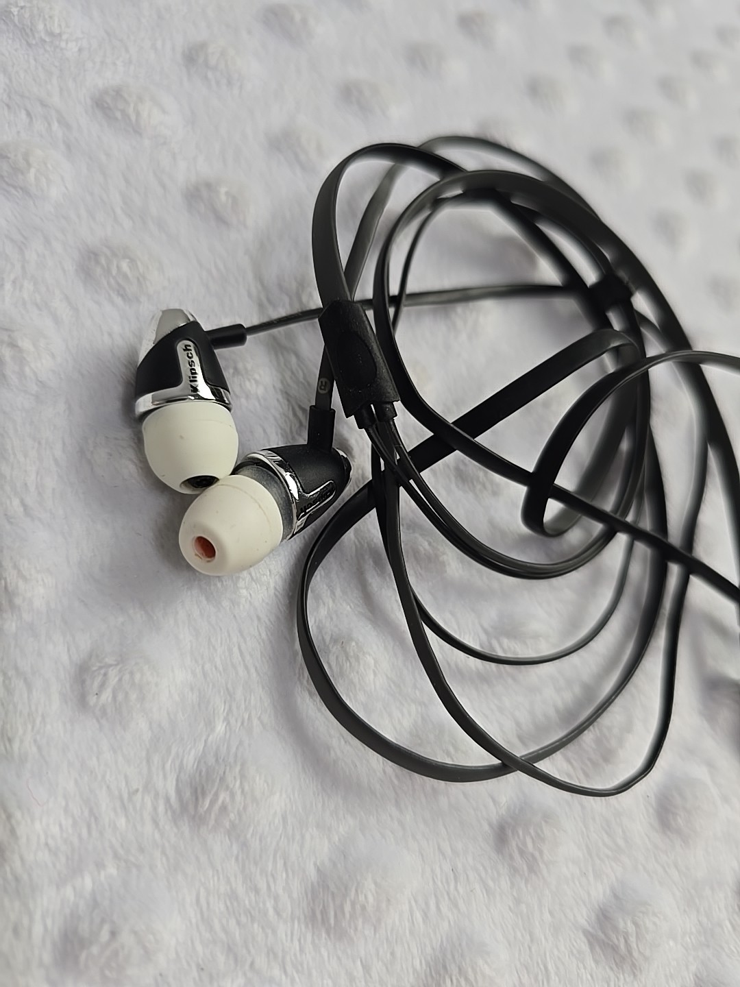Klipsch Wired Headphones Earbuds White Gray Ear Buds Silicon