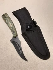 SCHRADE OLD TIMER  PRO HUNTER CAMO SHARPFINGER 152OTBC  W BLACK SHEATH