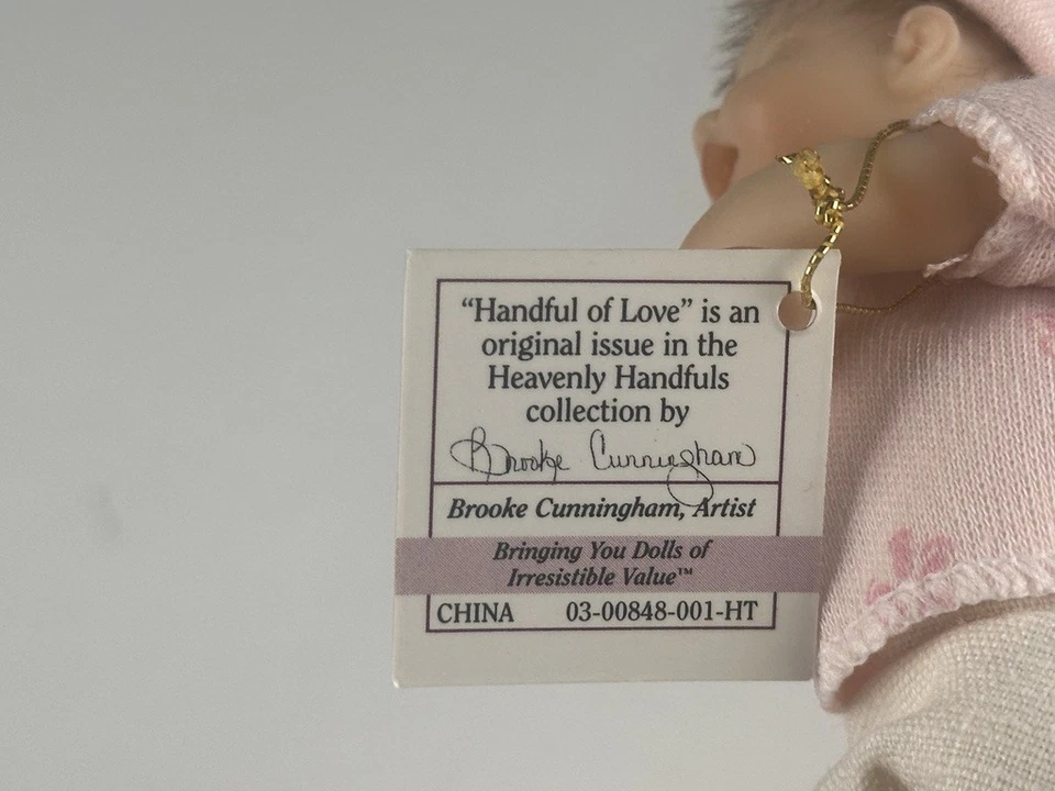 The Ashton Drake Galleries Vinyl Puppe "Handful of Love" 19 cm. Top Zustand - Bild 4 von 4