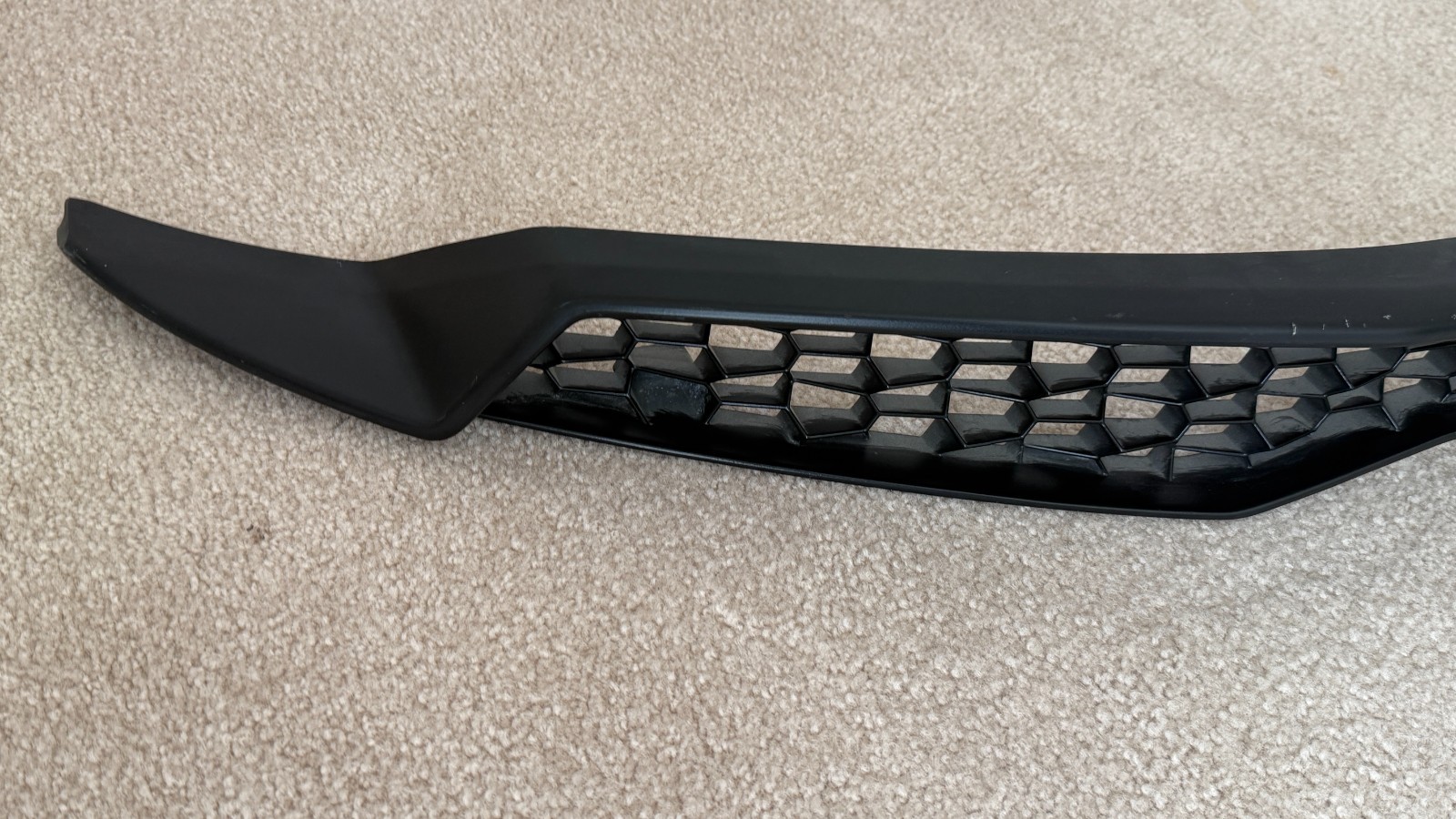 GENUINE LAMBORGHINI Huracan LP610 Rear Bumper Upper Grille Mesh Style 4T0807684