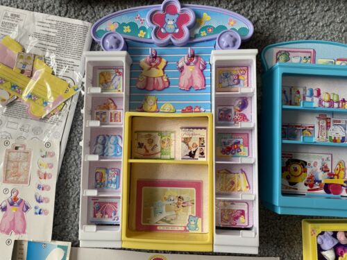 Barbie Happy Family Toy Store Playset 2003 - Picture 6 of 11