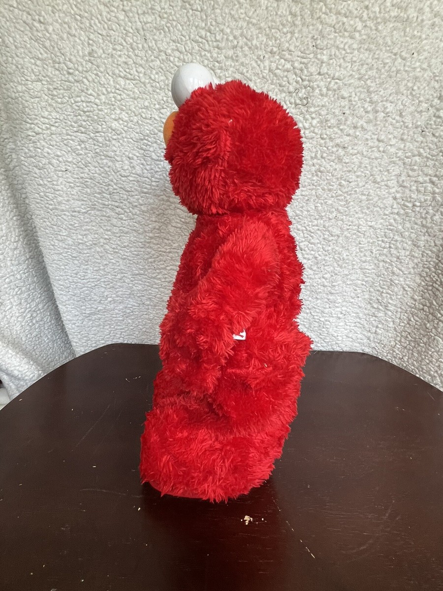 Tickle Me Elmo TMX Sesame Street Doll 2005 14” Laughs And Tumbles